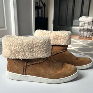 Ugg Cozy Womens Boots